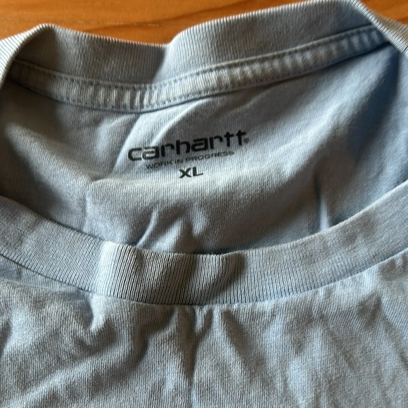 Carhartt work in progress shirt - Picture 2 of 3